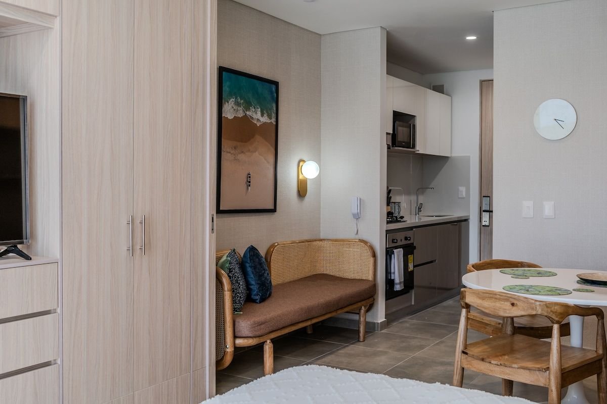 Stunning 1BR @Salguero + Balcony & Pool