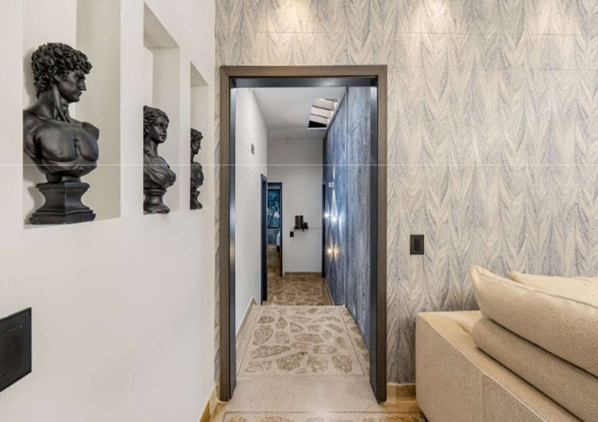 Villa w/ Jacuzzi & Club