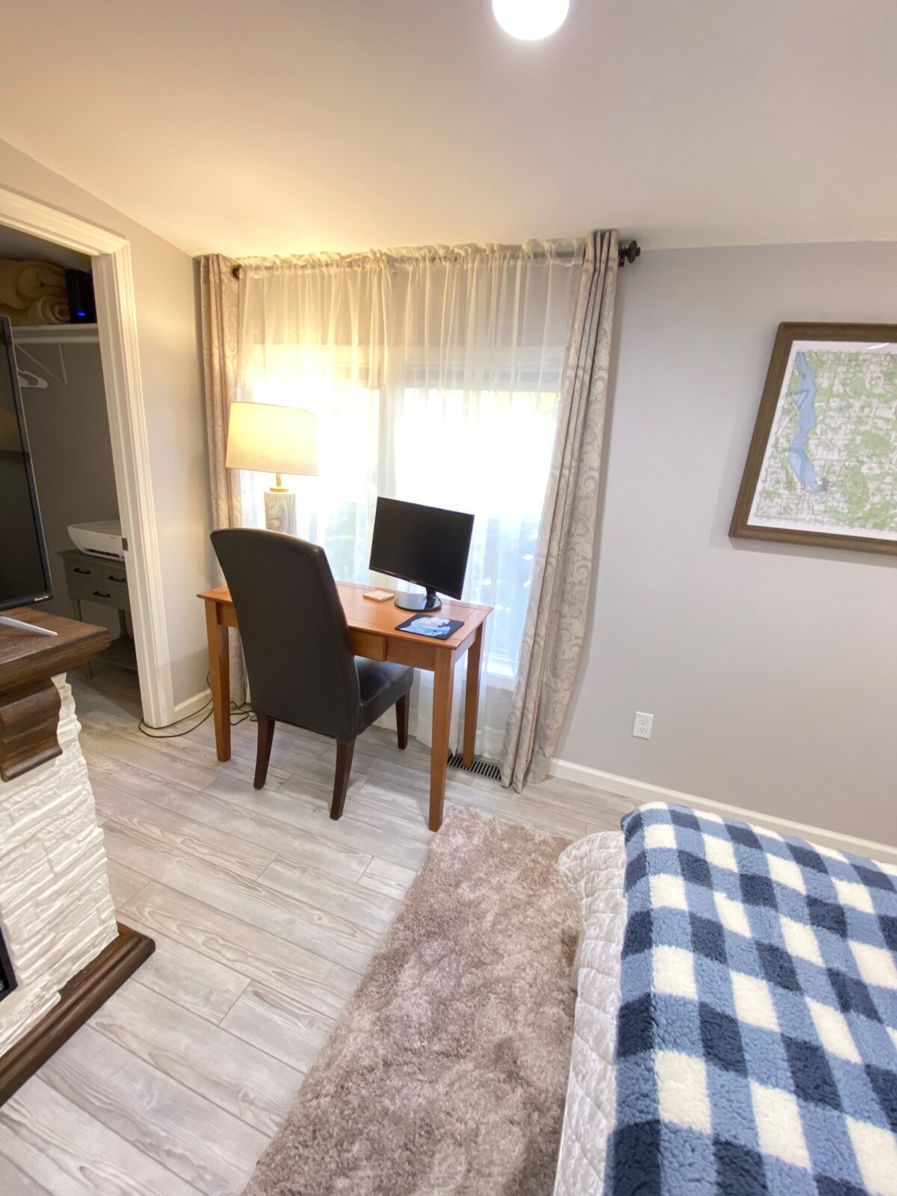 Blue Heron: Pet friendly: Walk to Lake