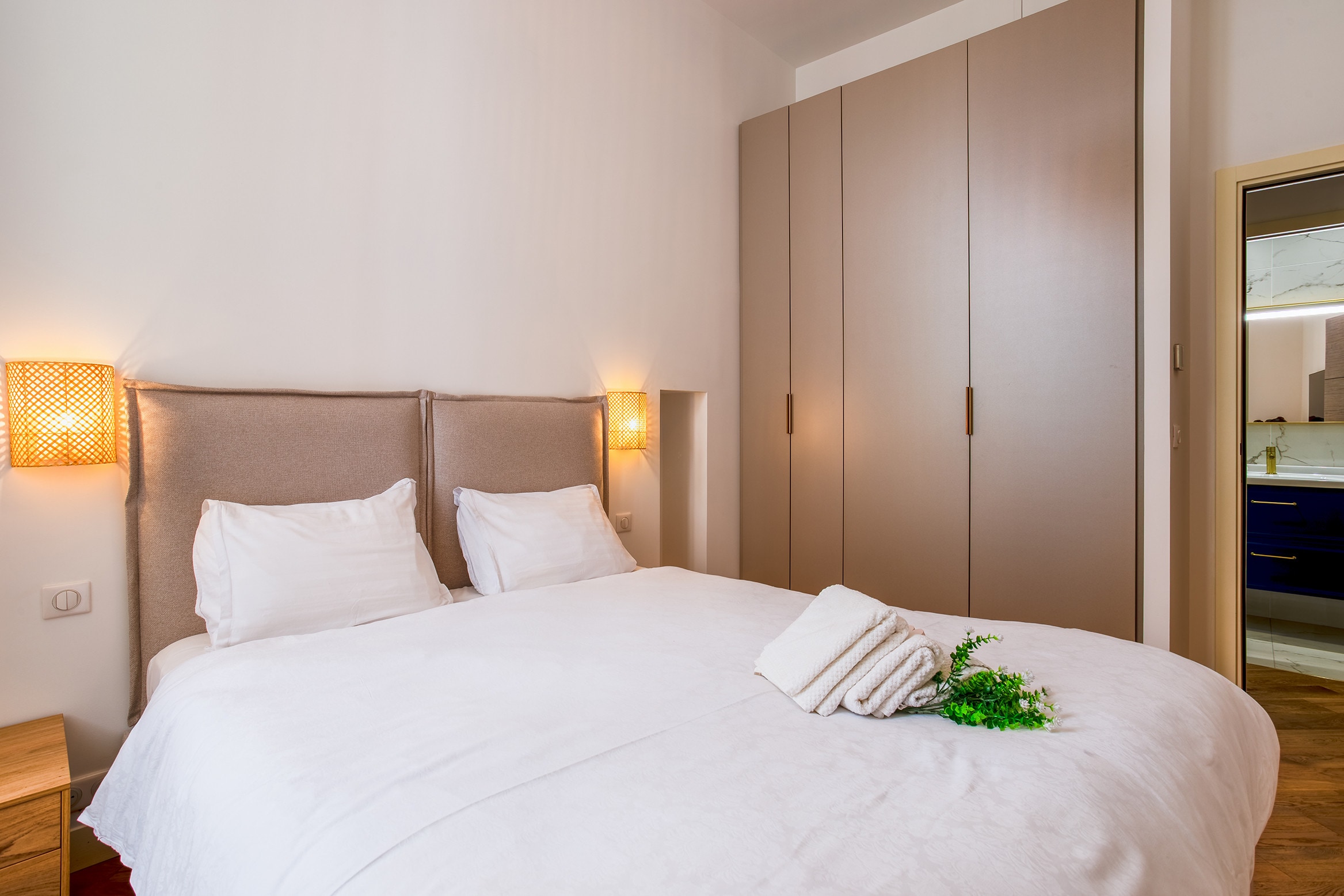 Bay View AP4470 By Riviera Holiday Homes