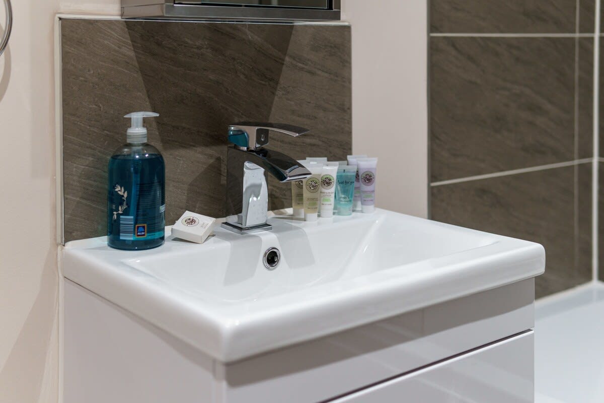 Bright 1 Bed Manchester Flat - Sleeps 3