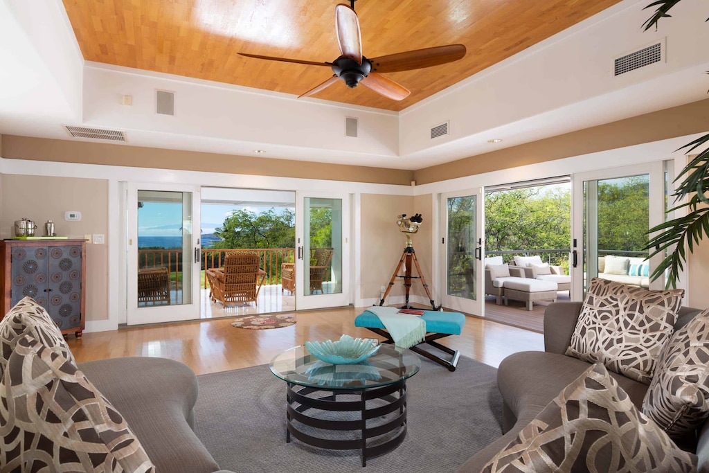 1733180585162-3312-9