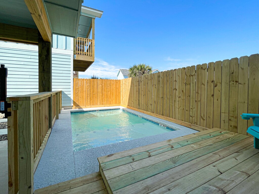 Golf Cart + Beach Gear Credit Included With Your Stay!