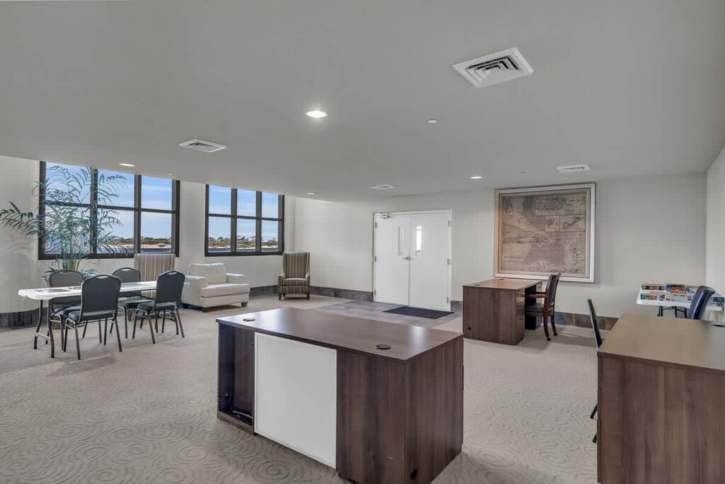 3rd floor business center