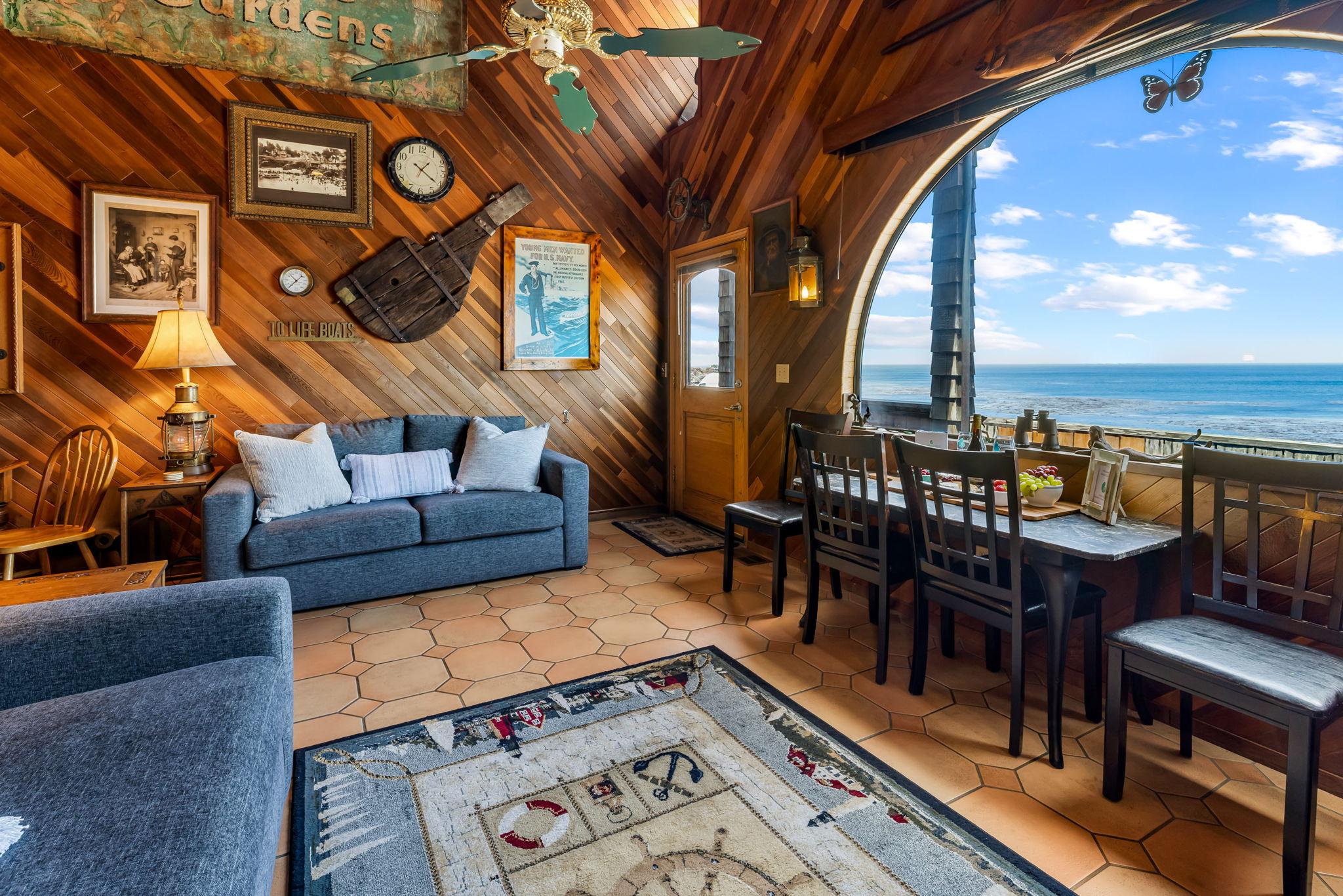 Welcome to "Marine Gardens" ~ Oceanfront Duplex Welcome to "Marine Gardens" ~ Oceanfront Duplex