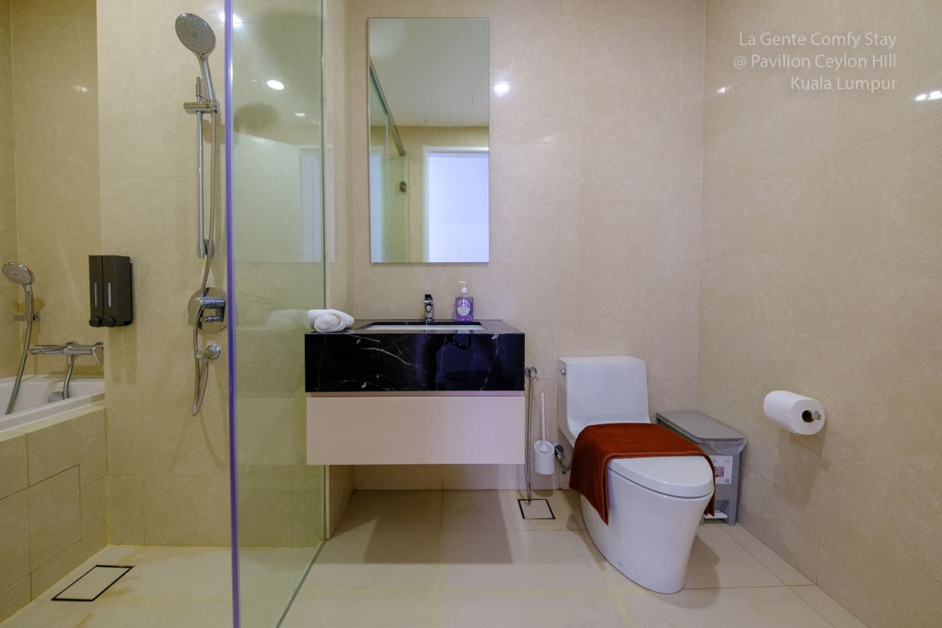 3R3B Fantastic View High Floor KLCC Bkt Bintang/ PCH B-43-02