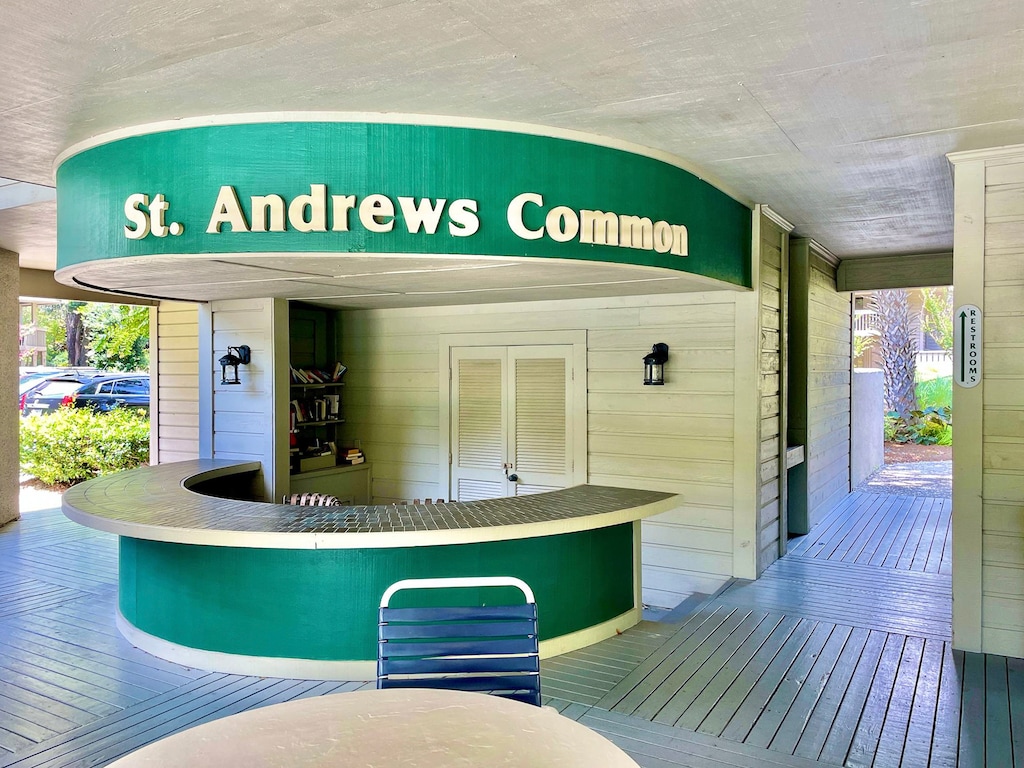 St. Andrew's Common Community Pool Sitting Area