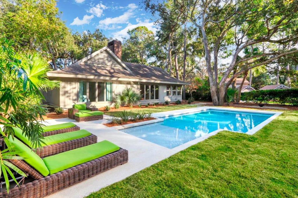 Backyard Oasis with Private Pool!