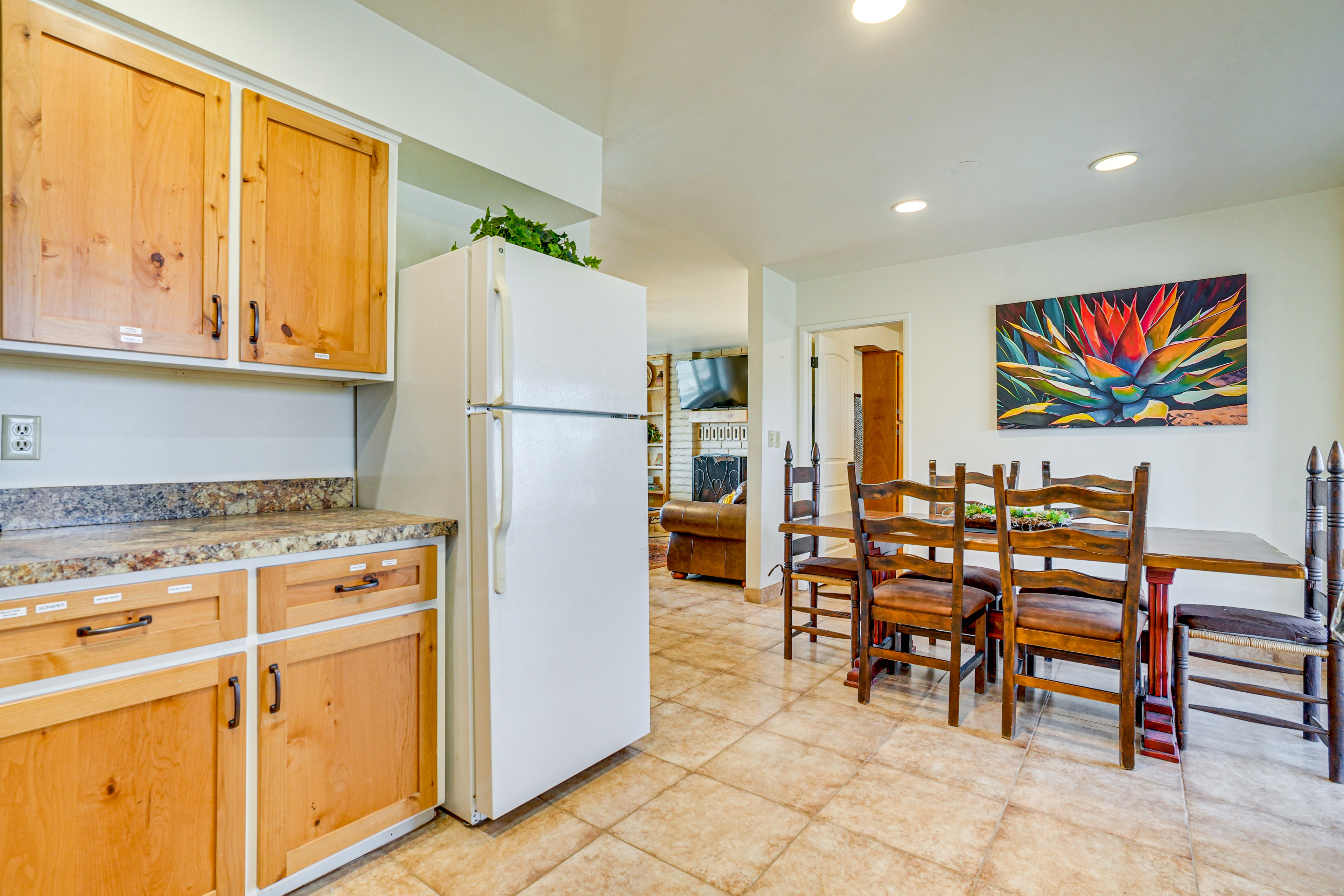 Patio & Mtn Views: Wickenburg 'Trail Head House'