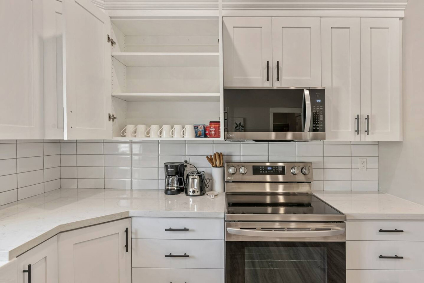 New! Main Street Retreat | BBQ | Pac-Man