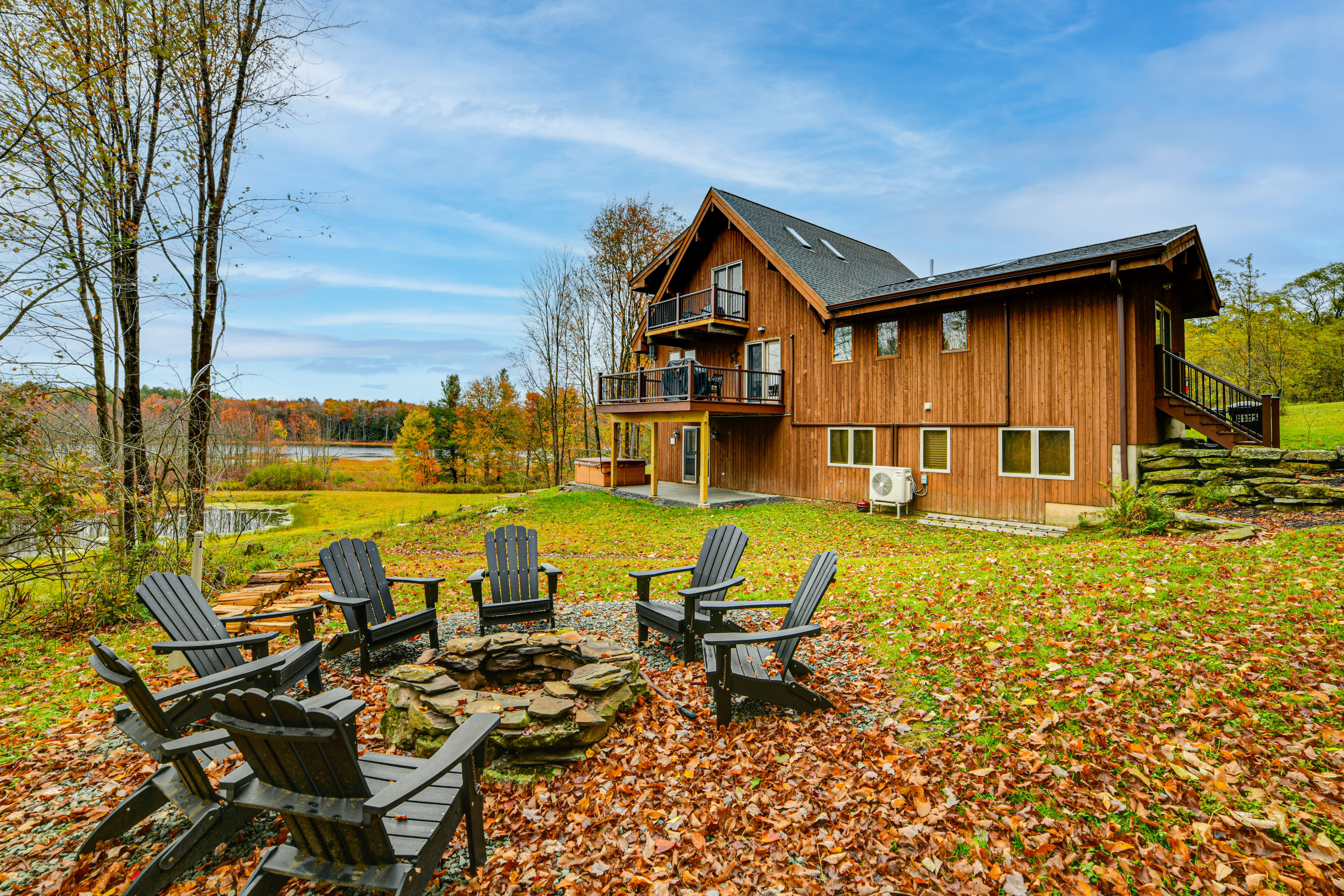 Golf, Fish & Ski: Retreat w/ Game Room in Thompson