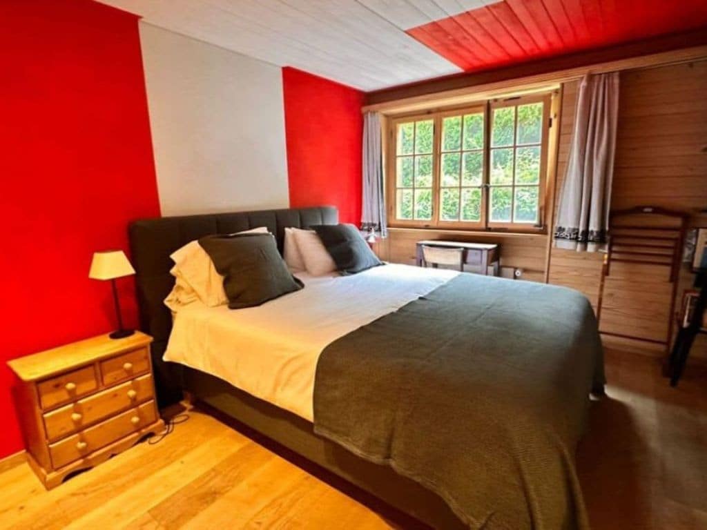 Serene Chalet With Shared Pool and Spa