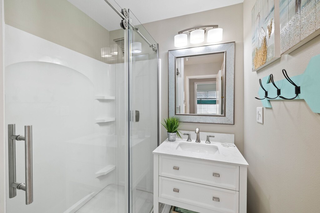 Bathroom #3 is a full bathroom for Bedroom #5.