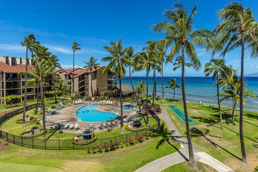 Inviting Pool and Jacuzzi