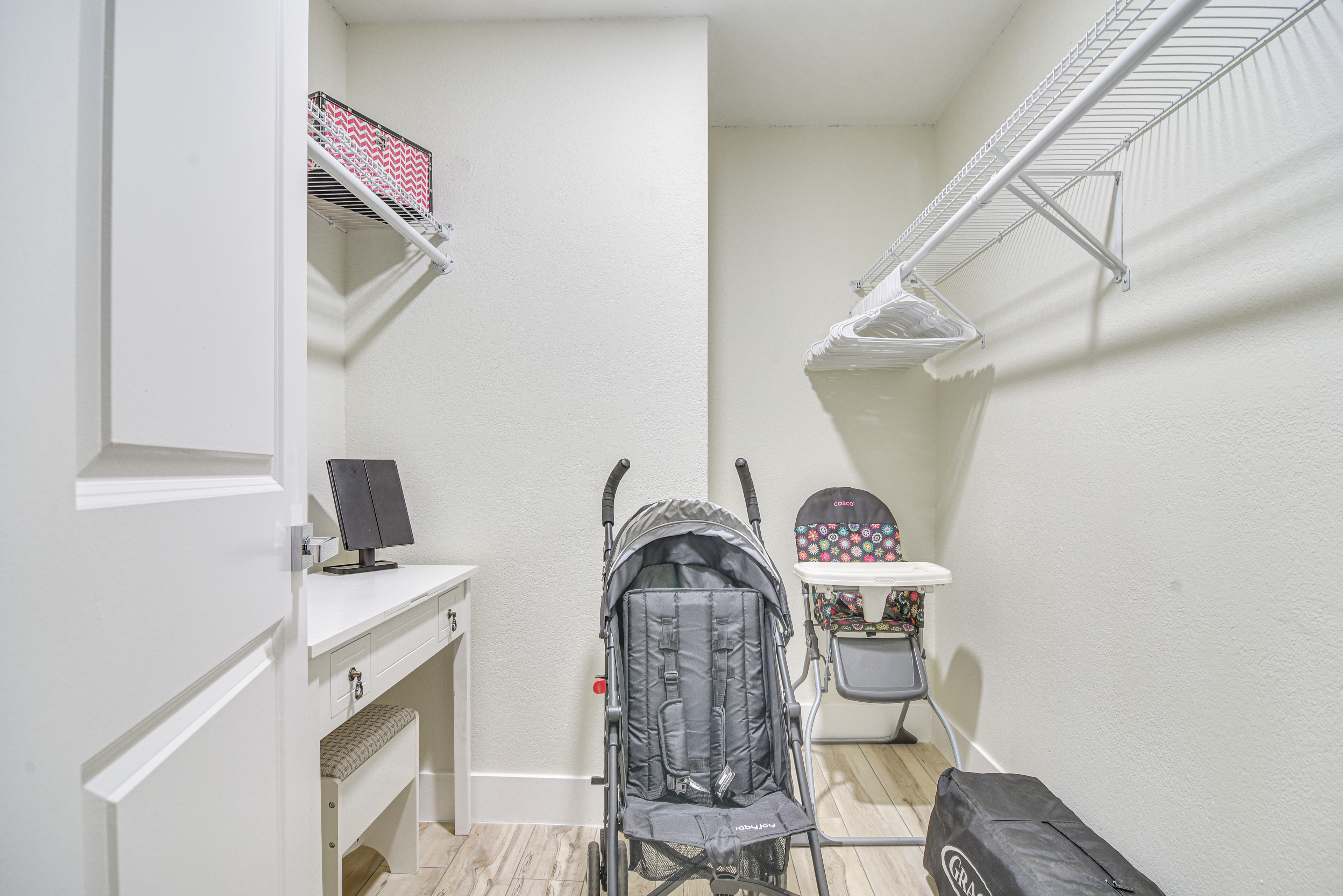 2 Mi to Beach: Home w/ Pool, Grill & More in Largo