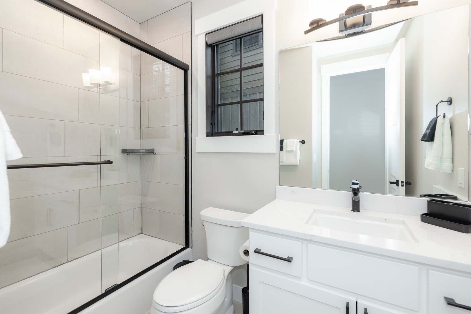 Rooftop Hot Tub Hideaway Park Views Rooftop Hot Tub Hideaway Park Views