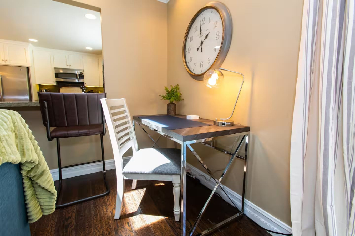 Feel At Home In MV - 'Good Vibes Only' Mentality