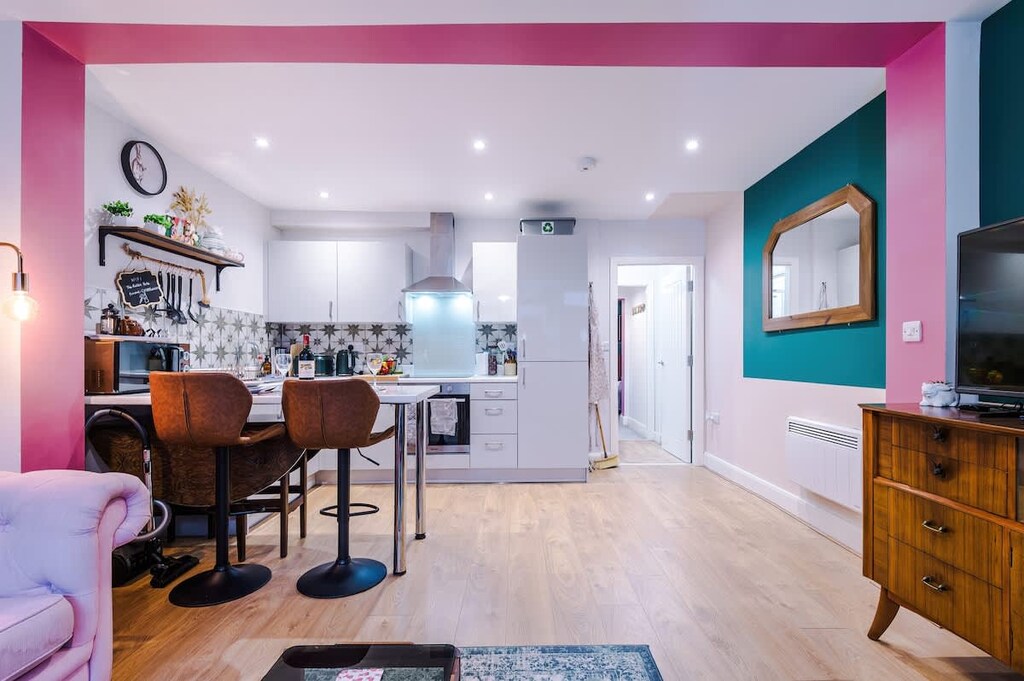 The open-plan living, kitchen and dining area benefit from a Smart TV with Netflix and plenty of space to sit down and relax in the evening.