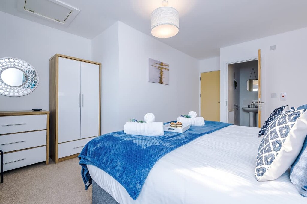 Bedroom 4 on the second floor can be configured into one super-king or two singles.