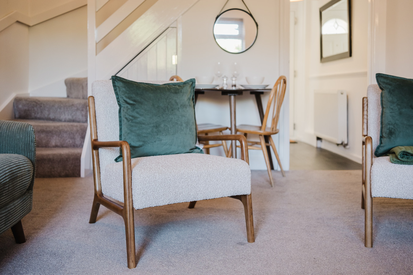 Corner House - Bright 2 Bed in Cheltenham