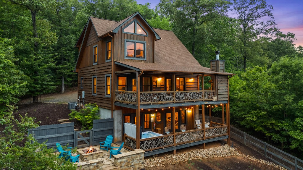 Welcome to EZ Come EZ Geaux — your serene mountain escape!