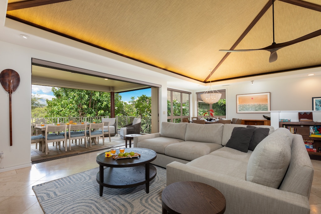 Welcome to Ohana Time - one of closest homes to KaMilo pools