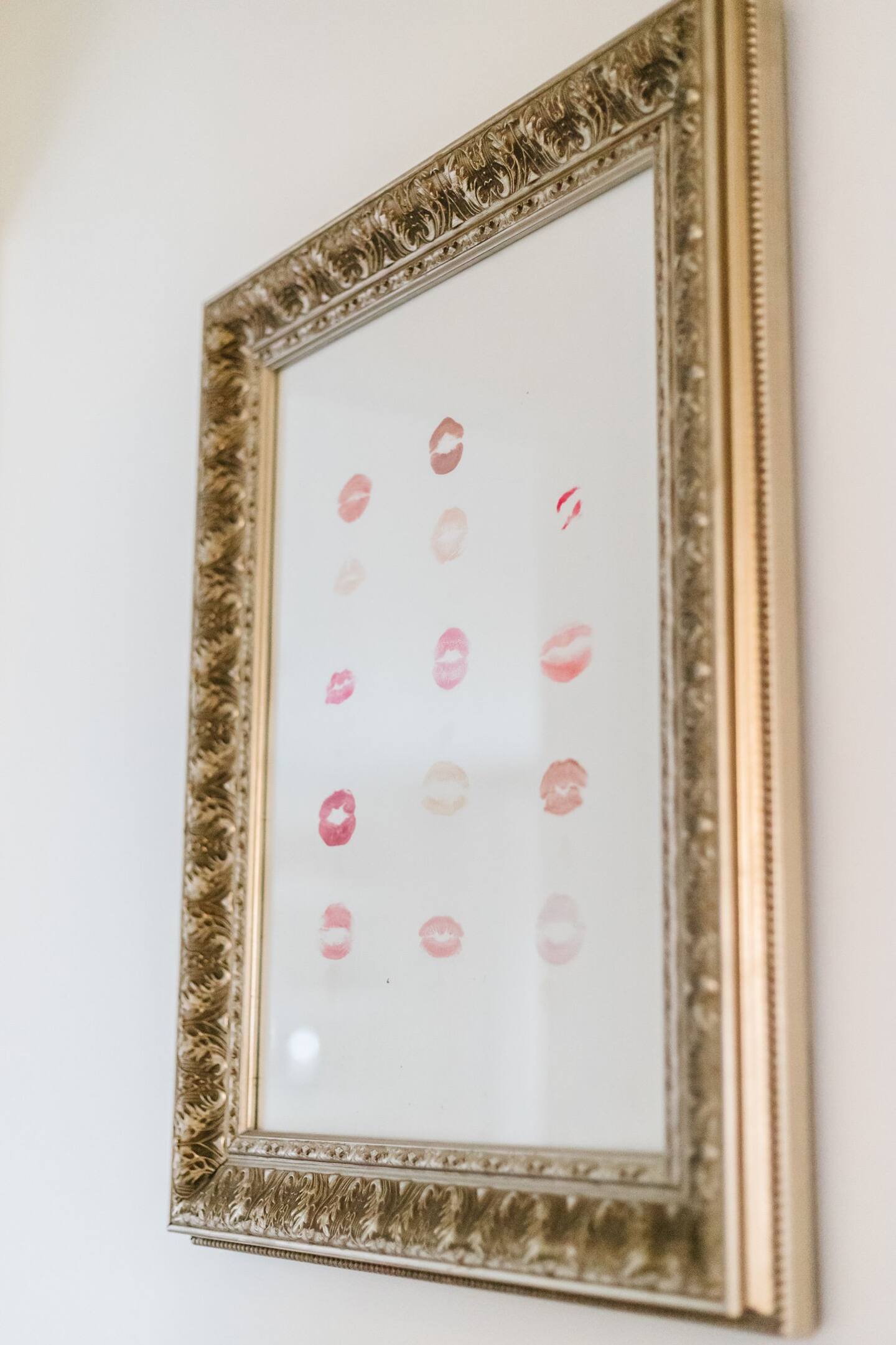 Gorgeous Bungalow with a Deck/Sauna/Pets OK