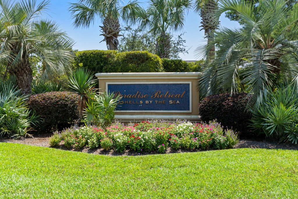 This home is located in a private, gated neighborhood.