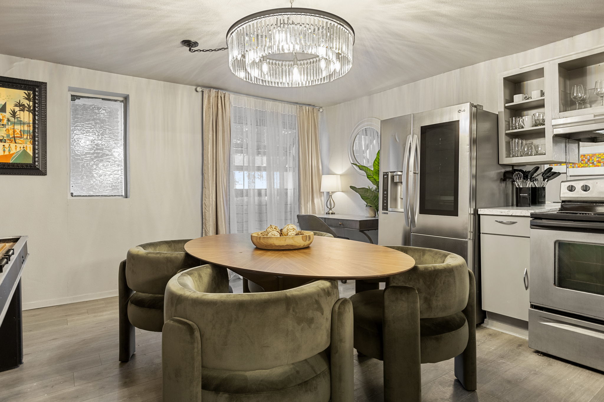 Modern Dallas 2BR | Patio, Pool & Secure Parking