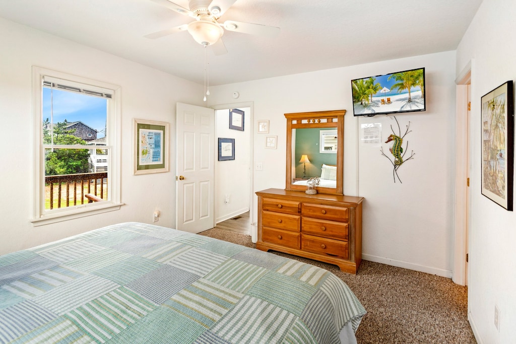 The King Master Bedroom also has a flat screen TV and full bathroom!