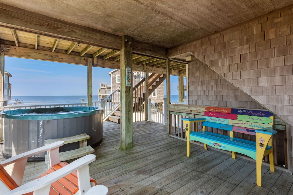 Mid level with hot tub