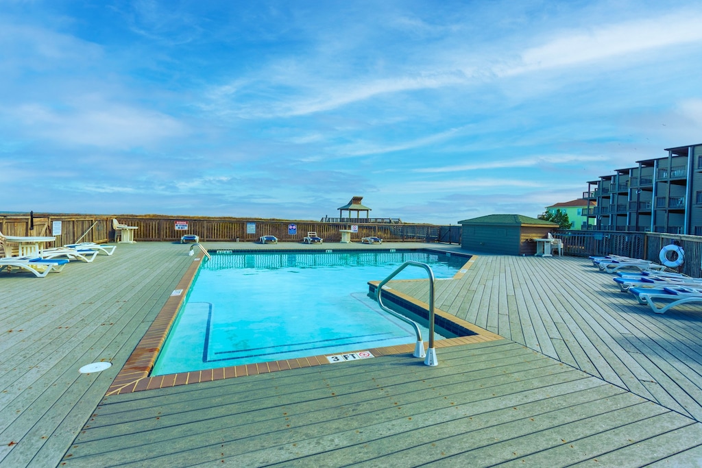 Enjoy a wide array of community amenities, including a community pool.