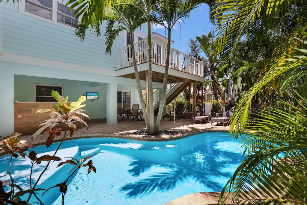 Ohana - By AMI  Accommodations