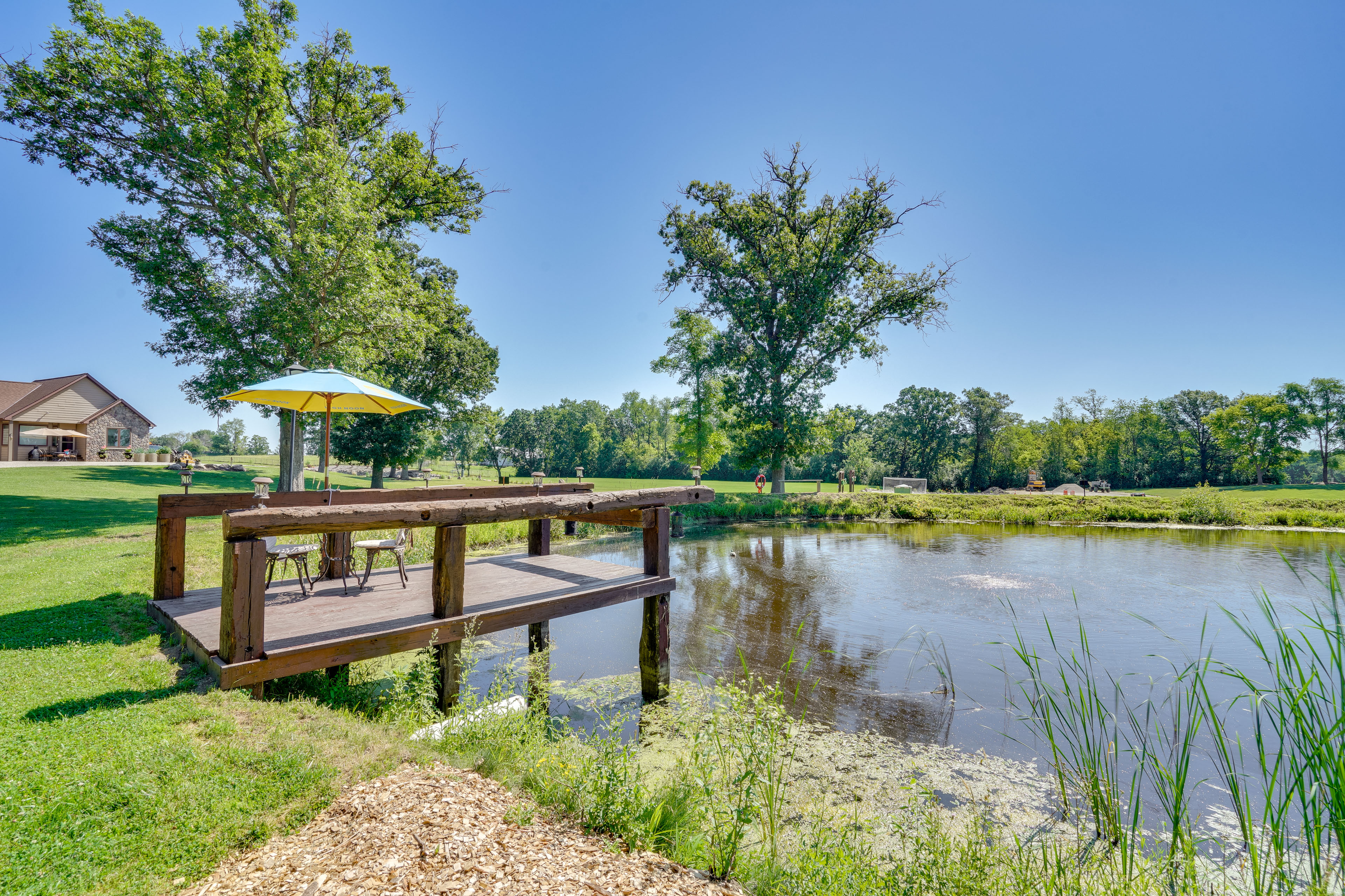 10-Acre Plot: Peaceful Getaway in Webster!