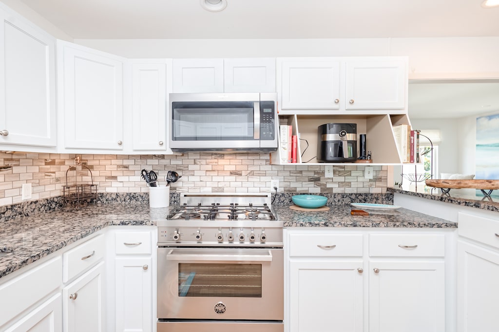 Panferio Paradise Kitchen