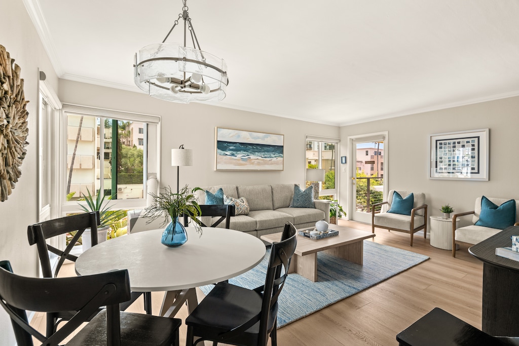 Dine in style under modern lighting with the warmth of California sunshine all around you.