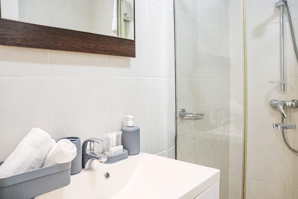 2-bedroom Vacation Rental Apartment in the Blue Bay Golf & Beach Resort with Pool-access, Photo 23
