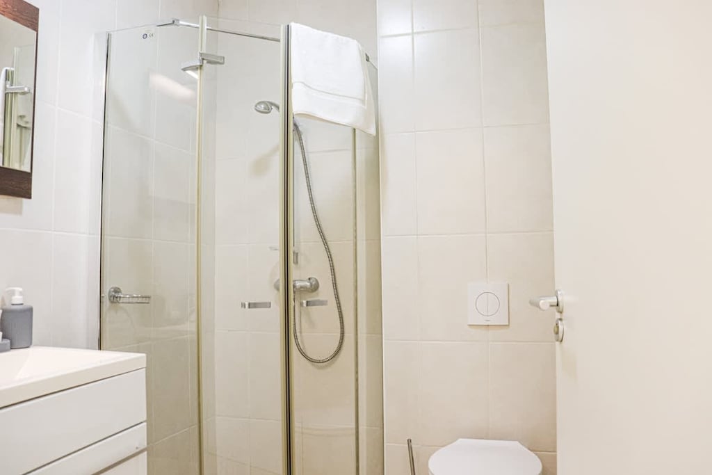 2-bedroom Vacation Rental Apartment in the Blue Bay Golf & Beach Resort with Pool-access, Photo 22