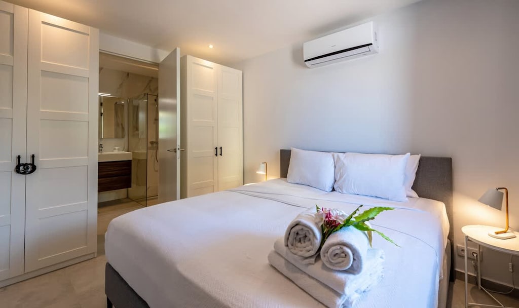 Luxury 2 bedroom property for rent in the Caribbean located on a resort, photo 15