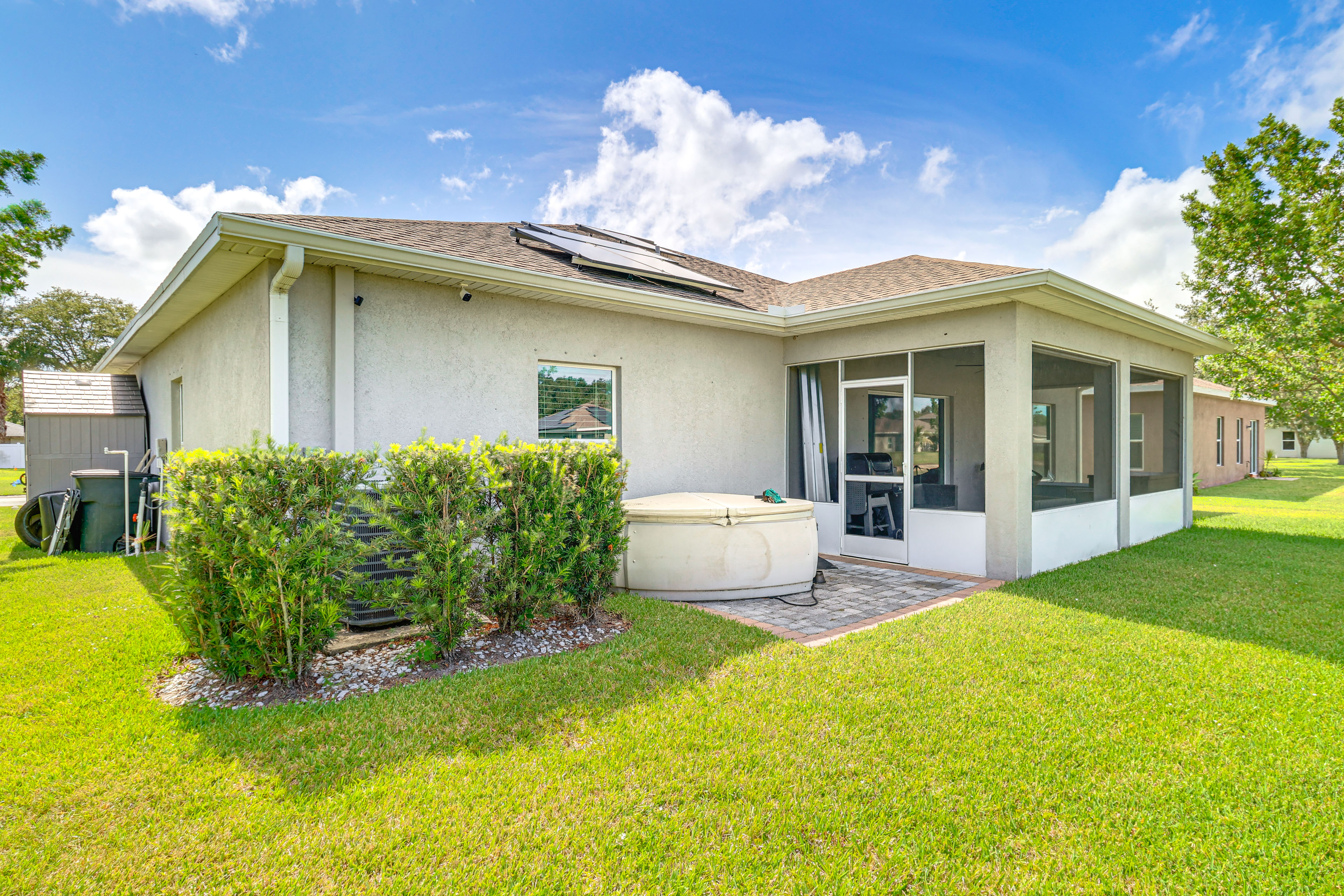 Home 9 Mi to Dtwn & Fort Pierce Inlet State Park!