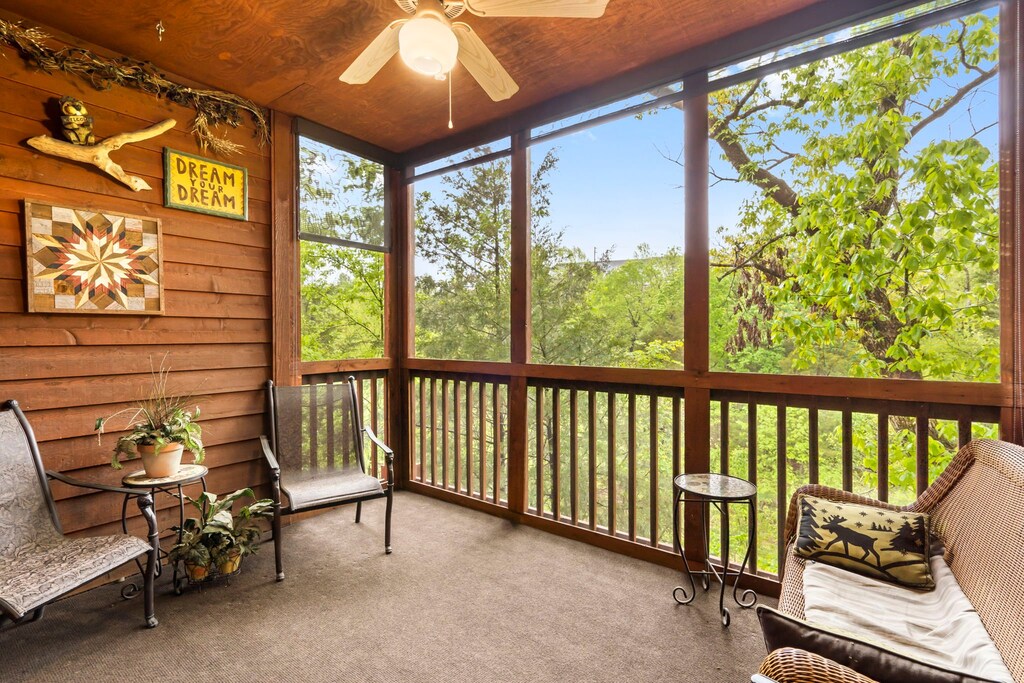 Private, Covered, and Screened In Porch