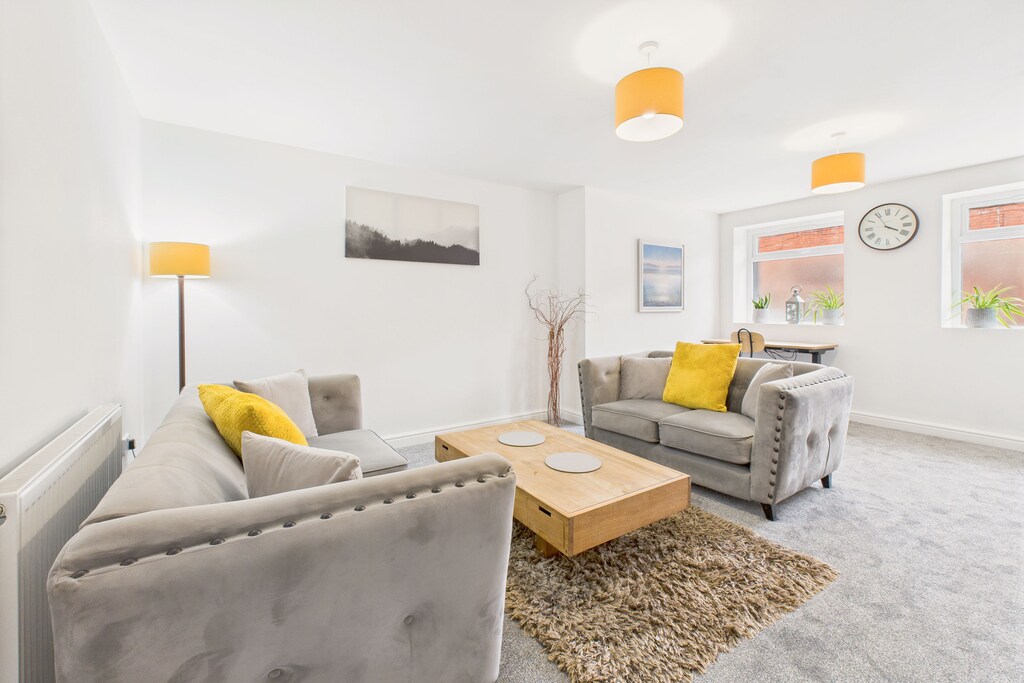 Alnmouth Suite, North Shields - Host & Stay