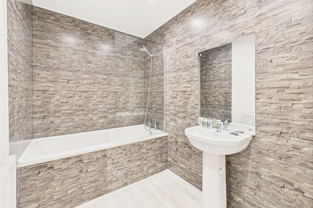 Drummond Suite, North Shields - Host & Stay