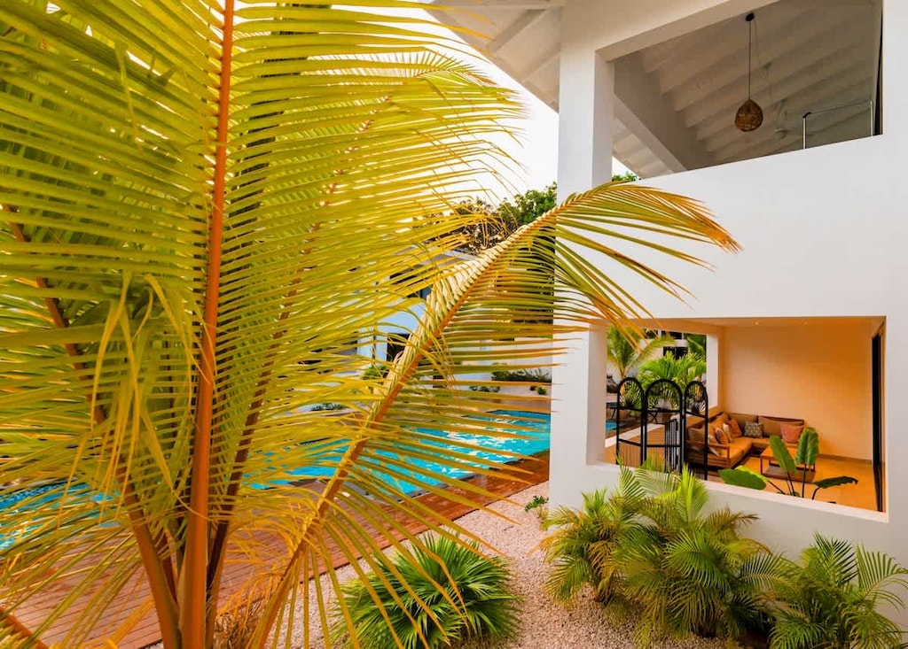 Luxury two-bedroom apartment with pool-access in popular tourist area in the Caribbean, Photo 35-2