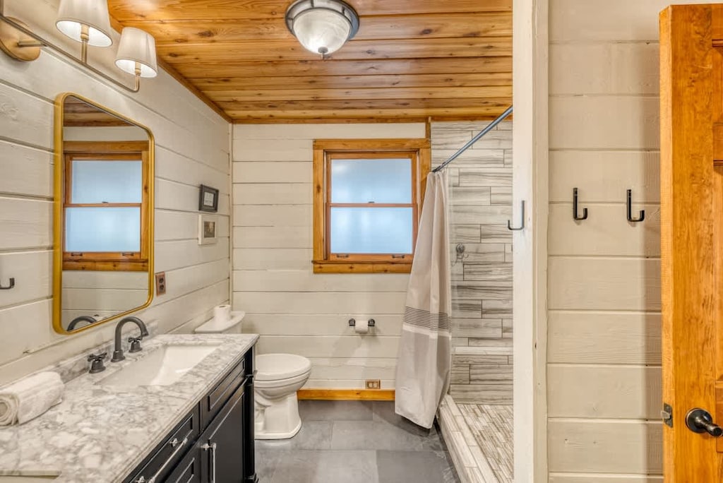 299eaglesnestmtnrd-697_AuroraHDR-edit