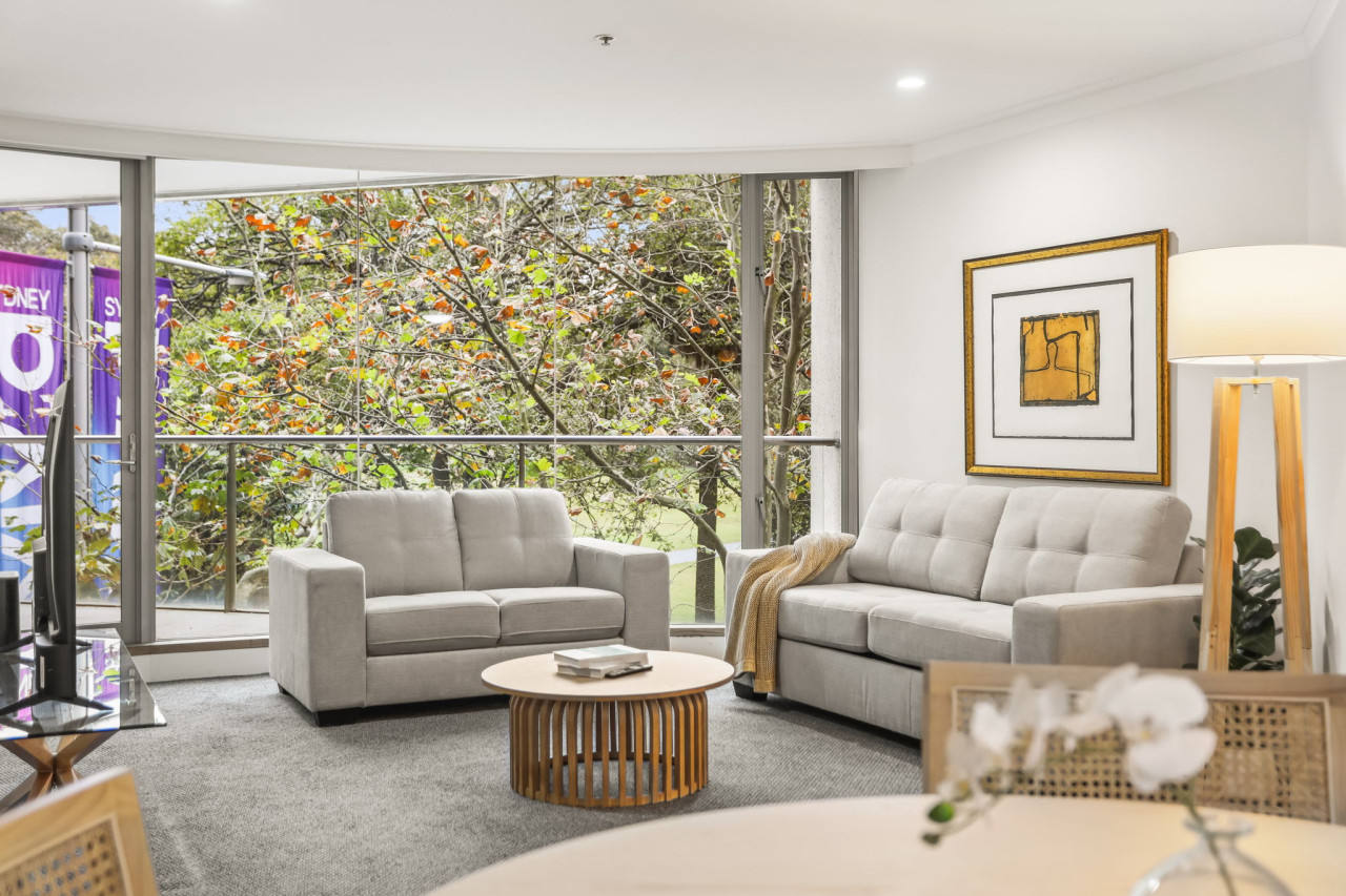 Property Image 2 - Luxurious Apartment only 250m walk to Opera House!