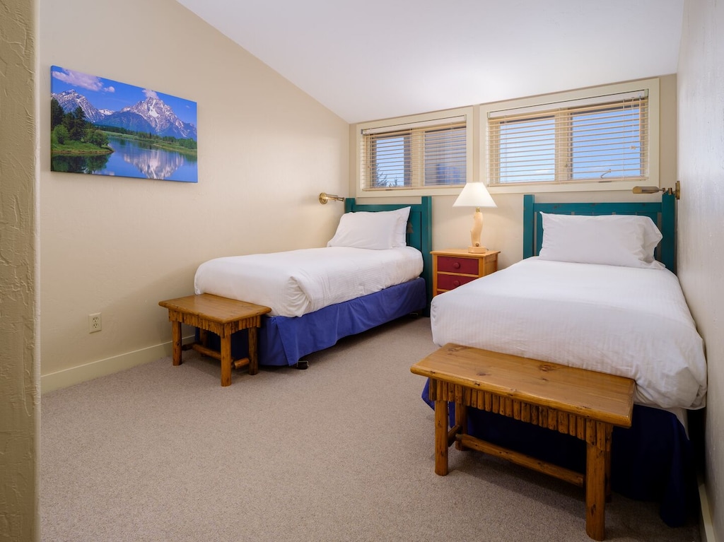 Upper Level Twin Bedroom 2