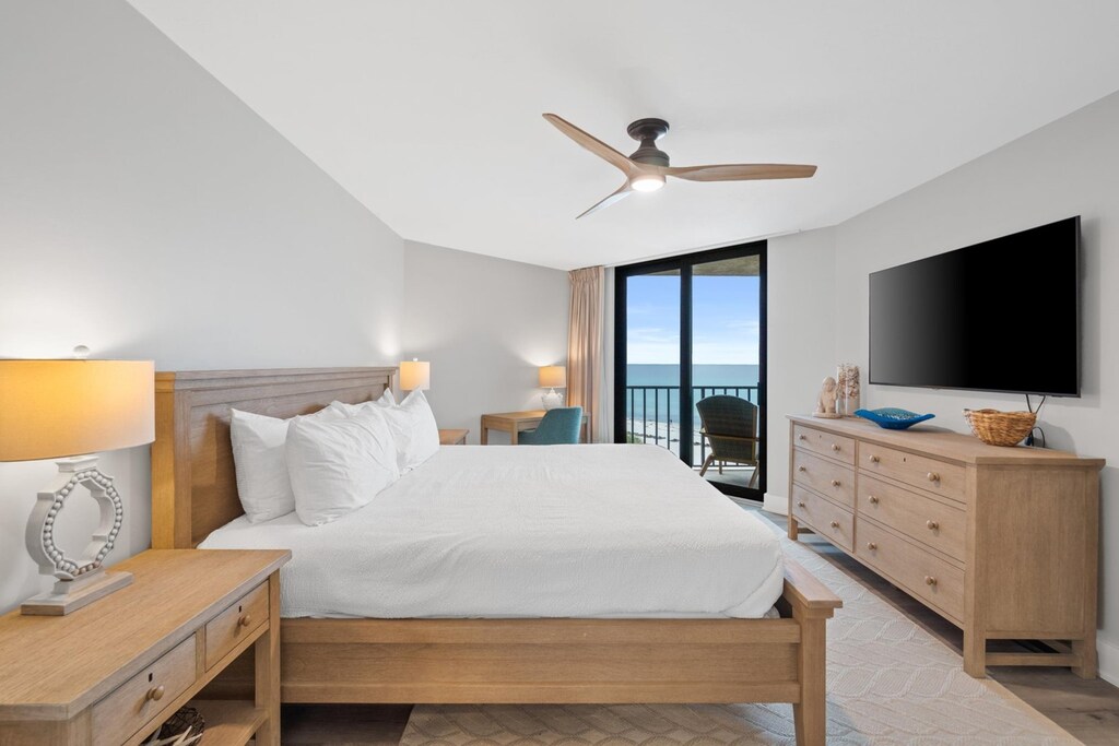 Main Bedroom with Balcony Access