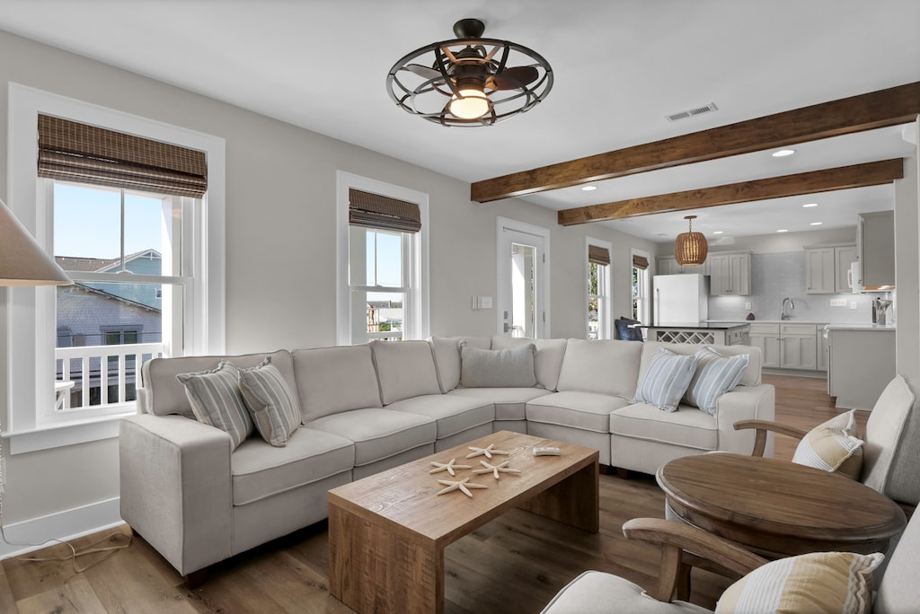 Spacious Living Room!