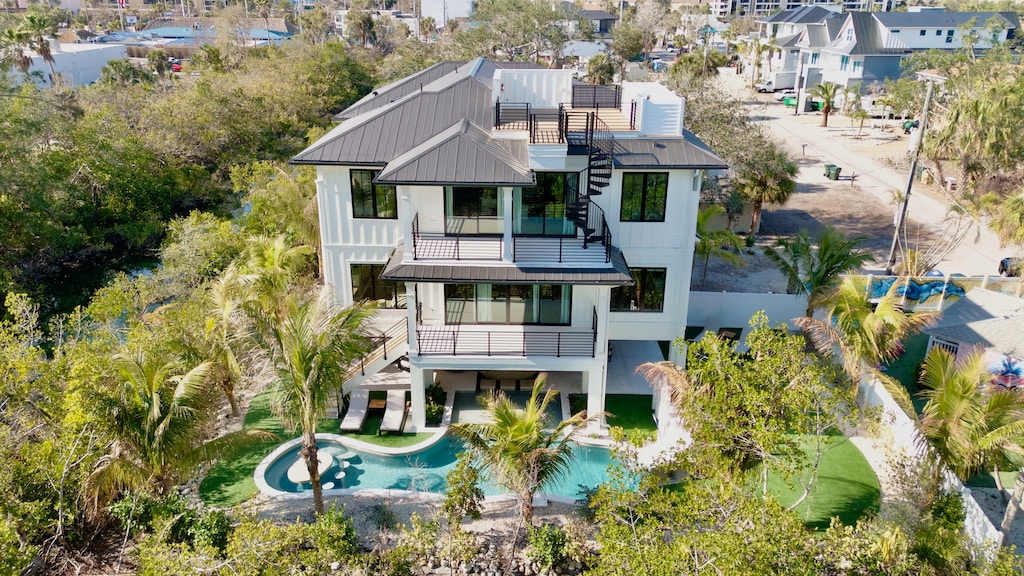 White Sands Retreat by Siesta Key Luxury Rental Properties